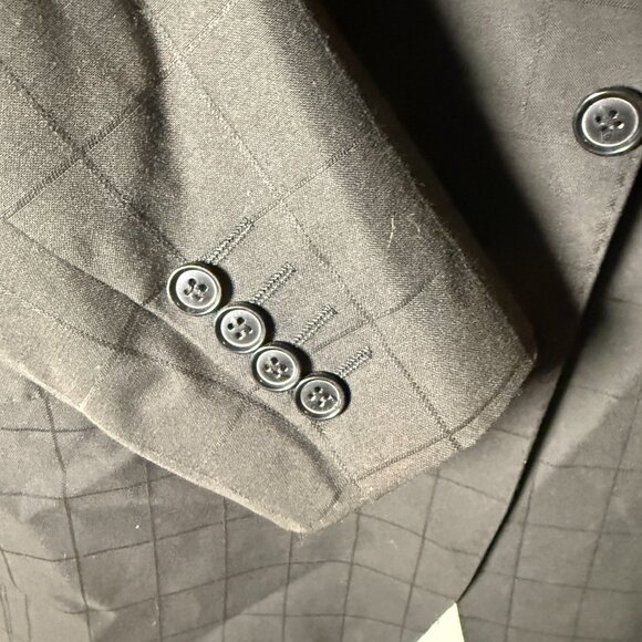 Vicci Uomo Suit Black Window Pane 4 Button Jacket & Pants Cuffed Hem Sz 42L/35W - Picture 4 of 15